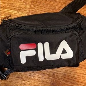 Fila fannypack
